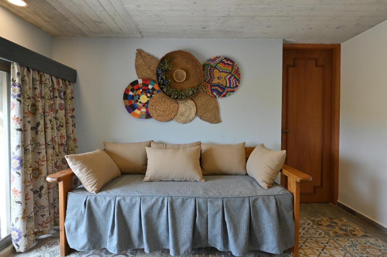 Domaine Des Oliviers Hotel Batroun Bagian luar foto